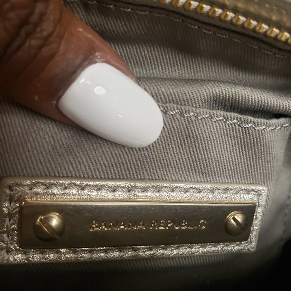 Banana Republic Pewter Metallic Wristlet/Clutch - Picture 4 of 4